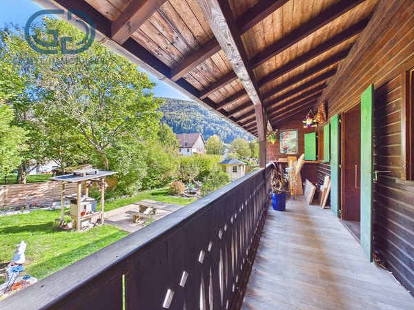 Belle maison contiguë à Undervelier 10