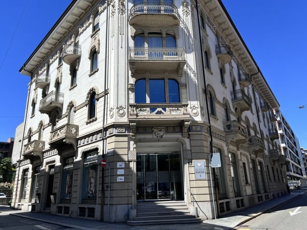 Ufficio di prestigio in un palazzo d'epoca in centro città 1