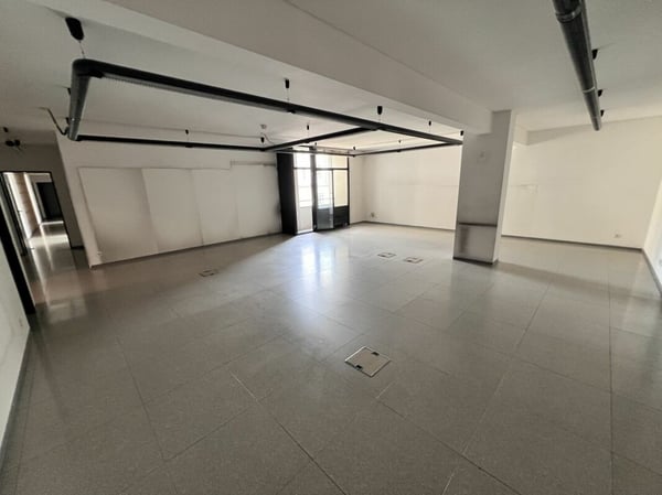 Ufficio in centro a Chiasso vis-a-vis la stazione FFS 5