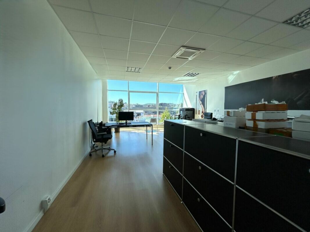 Superficie frazionabile ad uso ufficio, laboratorio, magazzino