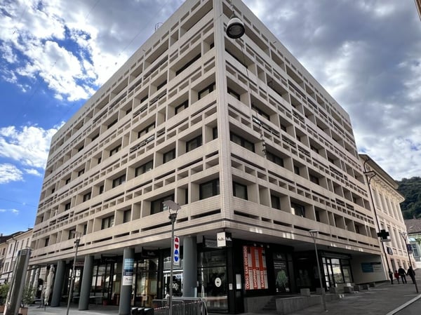 Ufficio in centro a Chiasso vis-a-vis la stazione FFS 1