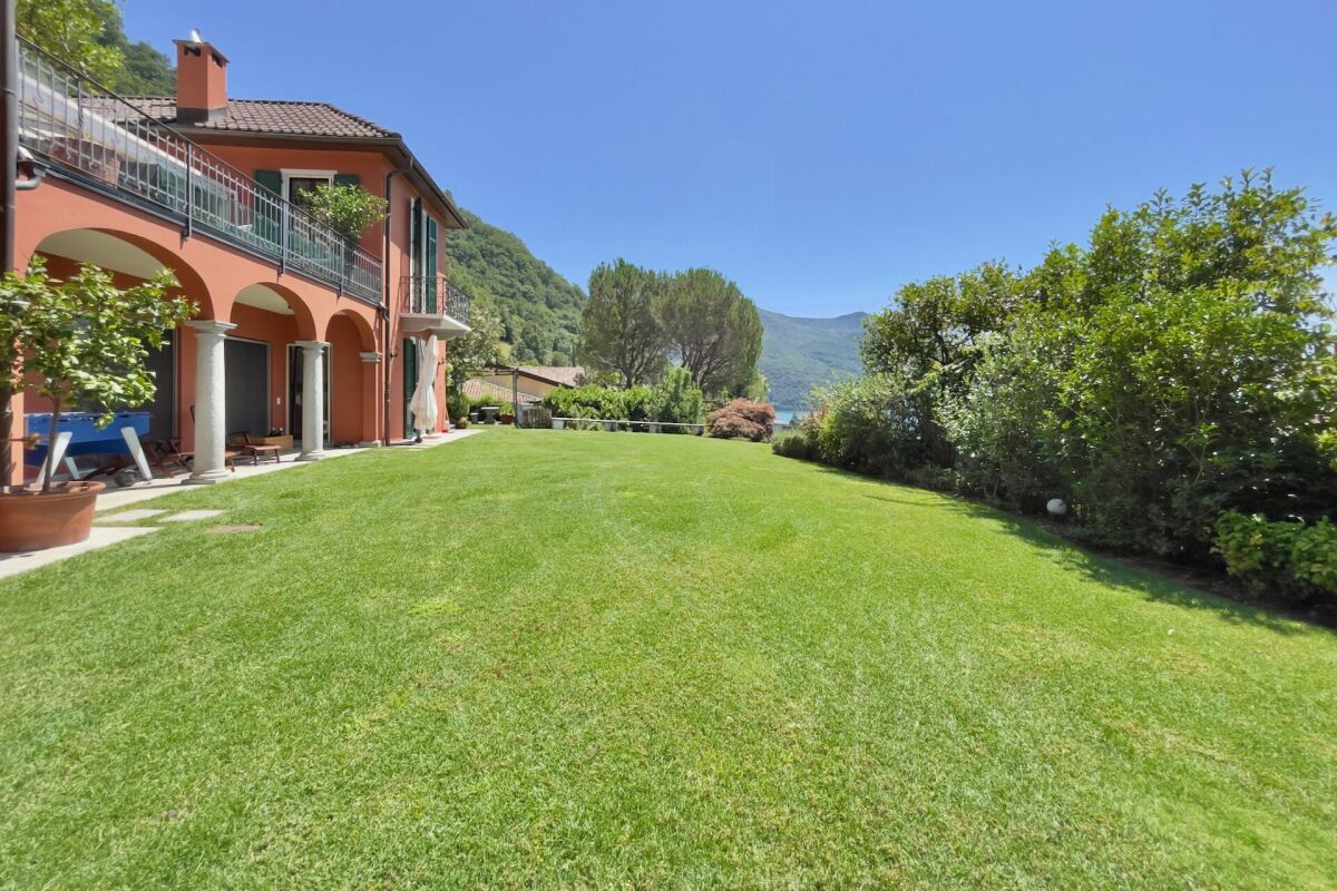 Beautiful villa with stunning views