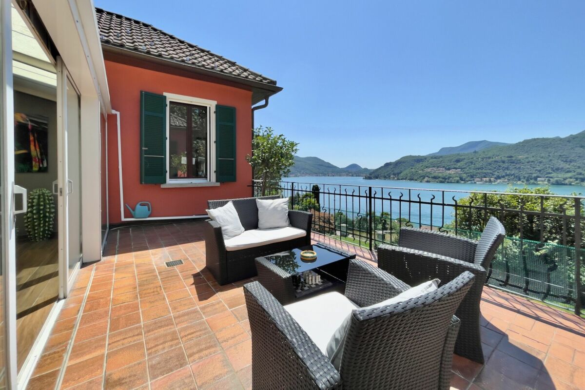 Beautiful villa with stunning views