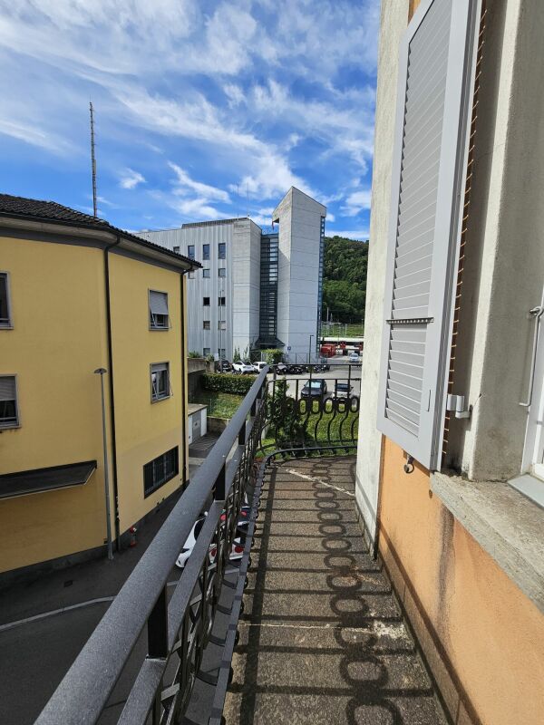4.5 locali ristrutturato con balcone