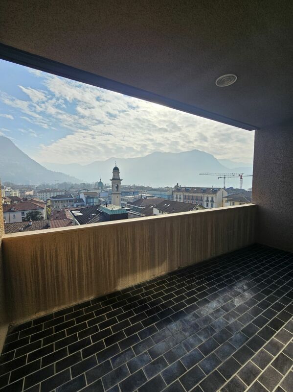 3.5 locali duplex con vista lago