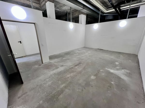 Locali ad uso archivio/deposito in centro città da 15 a 50 mq 4