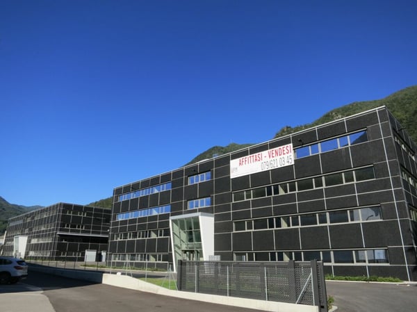 Superfici industriali da 600 a 1'600 mq frazionabili