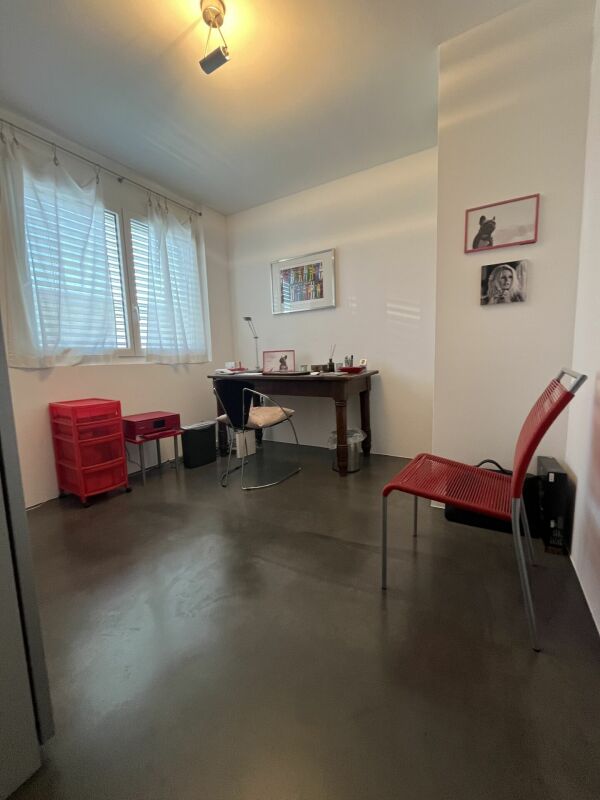 Moderna e spaziosa casa indipendente