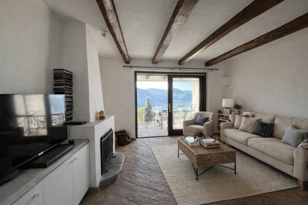Graziosa casetta con vista lago stupenda 5