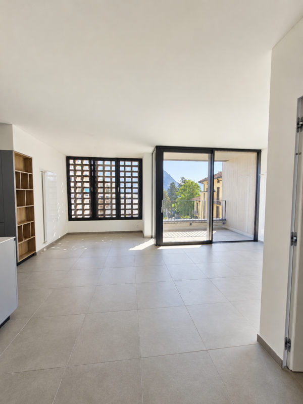 Nuovo 4.5 locali duplex con balcone