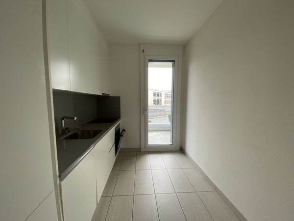 3.5 locali con ampio balcone 3