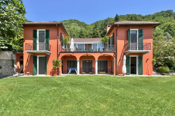 Stupenda casa unifamiliare con vista stupenda
