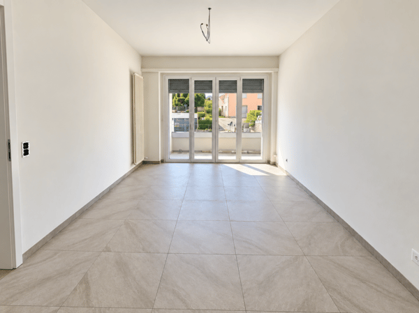 2.5 locali ristrutturati in zona residenziale 5