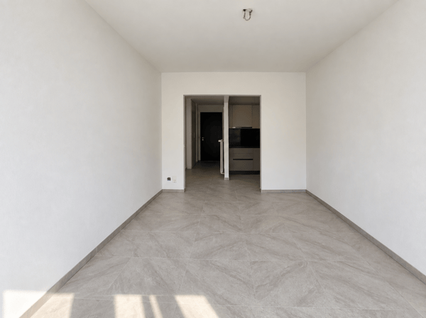 2.5 locali ristrutturati in zona residenziale 4
