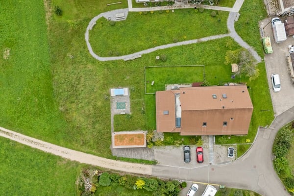 Mehrfamilienhaus - Ihr Anlageobjekt im sonnigen Tösstal 18