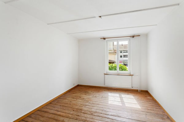 Liebe zum Detail! Schmuckstück mit Charme, Ecken und Kanten. 10