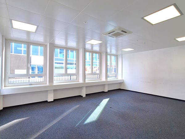 Nähe Bahnhof: Büro-/Gewerberäume mit 21 bis 232 Quadratmeter 3