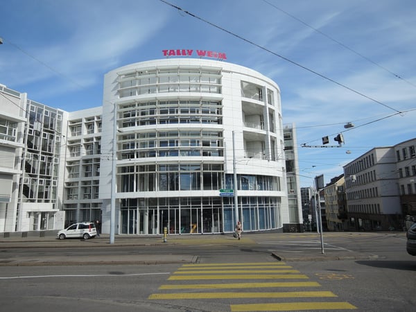 Büroflächen- im White Plaza beim Bahnhof SBB, tolle Aussicht 1