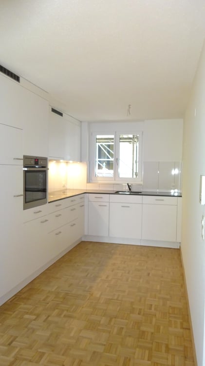 3.5-Zimmerwohnung mit Balkon im Erdgeschoss an ruhiger Wohnlage 2