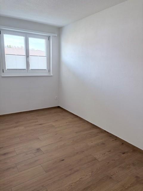 Gemütliche 3.5-Zimmerwohnung Hochparterre mit Balkon 8