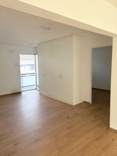 Gemütliche 3.5-Zimmerwohnung Hochparterre mit Balkon 5