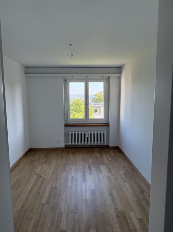 Charmante 2.5 Zimmerwohnung in Adliswil zu vermieten! 5
