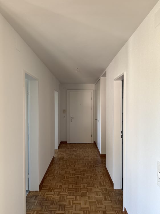Charmante 2.5 Zimmerwohnung in Adliswil zu vermieten! 2