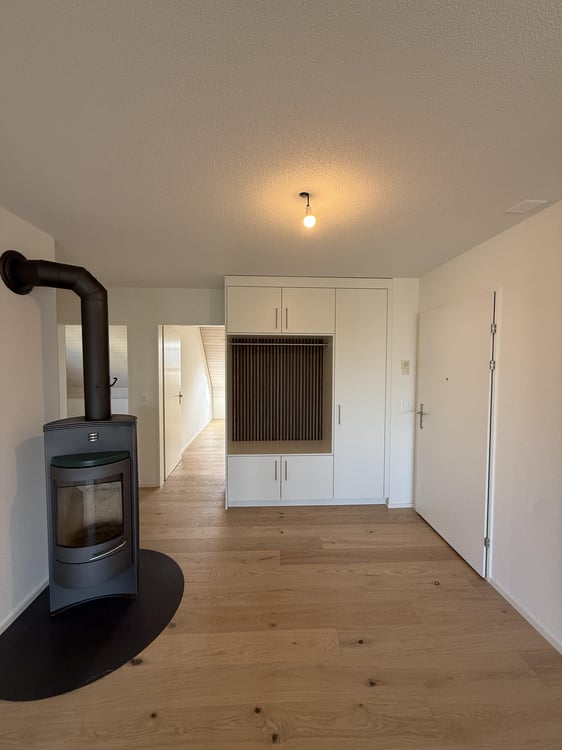 3.5 Zimmerwohnung in Winkel 5