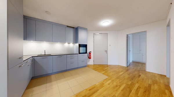 Zentral gelegene, ausgebaute Bürofläche zu vermieten im beliebten Glasi-Areal Bülach 7