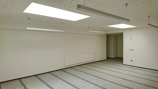 Helle Büro-/Ausstellungsfläche im 1. OG 2