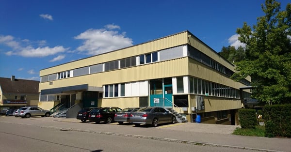 Helle Büro-/Ausstellungsfläche im 1. OG 1