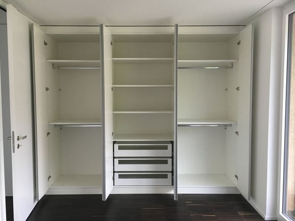 Helle, grosszügige und möbelierte 1.5-Zimmerwohnung 1