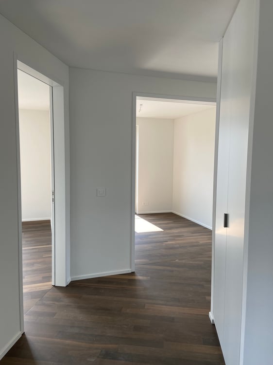 Hochwertige, moderne 3.5 Zimmerwohnung mit Balkon an zentraler Lage 6