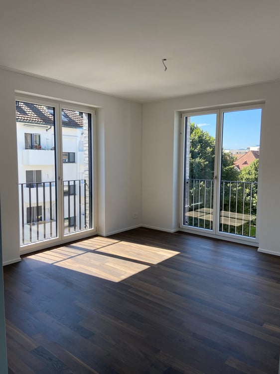 Hochwertige, moderne 3.5 Zimmerwohnung mit Balkon an zentraler Lage 3