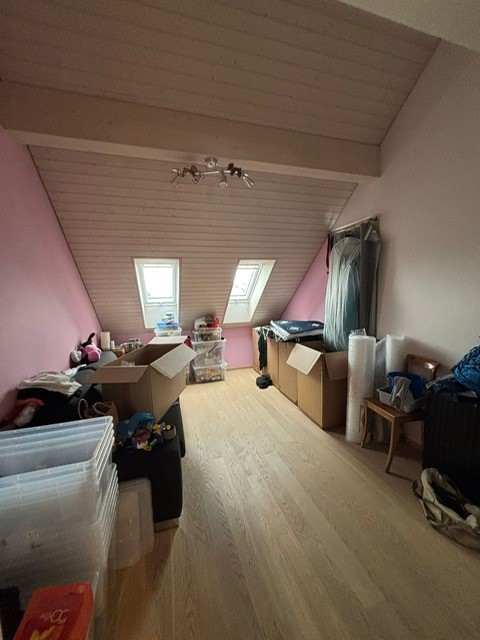 Grosszügige 4-.5 Zimmer-Dachwohnung zur Miete in Stäfa 16