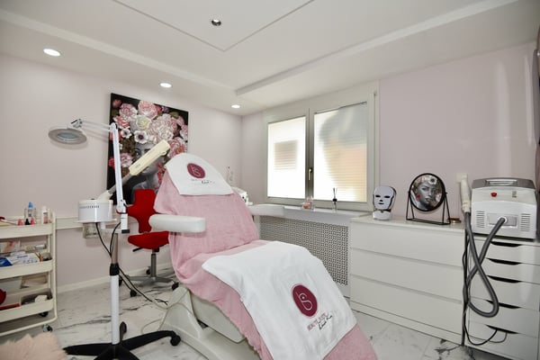 Nachmieter für voll eingerichtete Büro-/ Praxisräumlichkeit gesucht 5