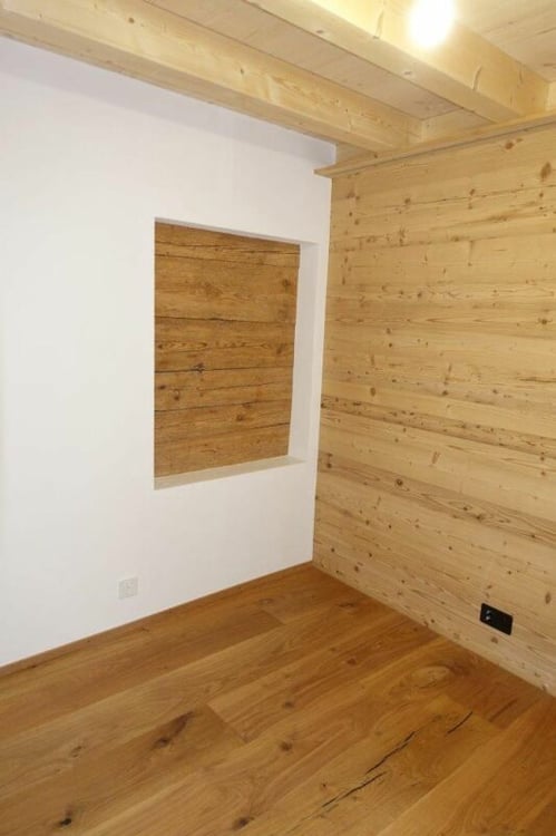 4.5-Zimmer-Ferienwohnung Nr. 1 in einem historischen Zweifamilienhaus in Luven 10
