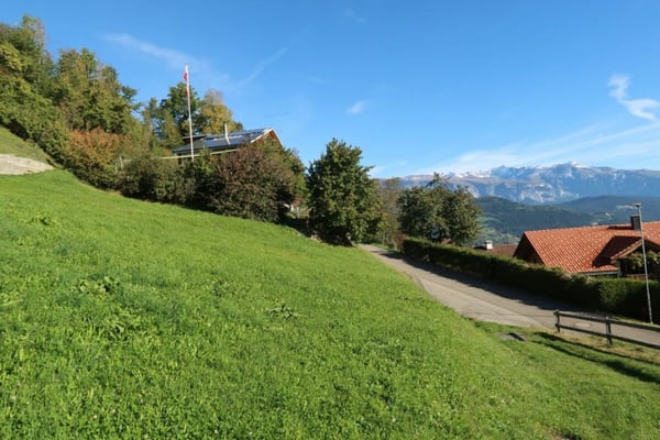 Baugrundstück in Luven als Festwohnsitz 3