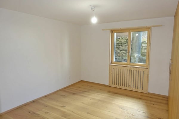 Zweifamilienhaus mit zwei 3½-Zimmer-Wohnungen, Wohnung Nr. 1 6