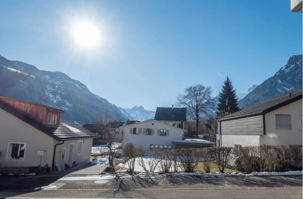 Tolle Sicht auf die Glarner Berge 3
