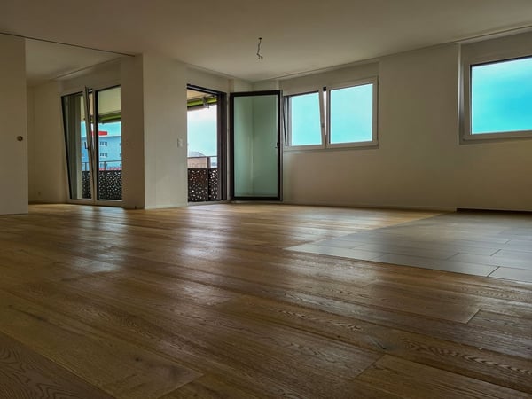 Moderne 3.5-Zimmer-Neubauwohnung mit Balkon in Gommiswald 3