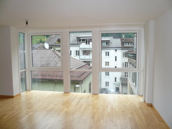 Sehr schöne 2.5-Zimmer-Wohnung - im Zentrum von Glarus 5