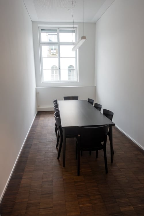 BĂźroraum im sanierten Fabrikgebäude mitâŚ