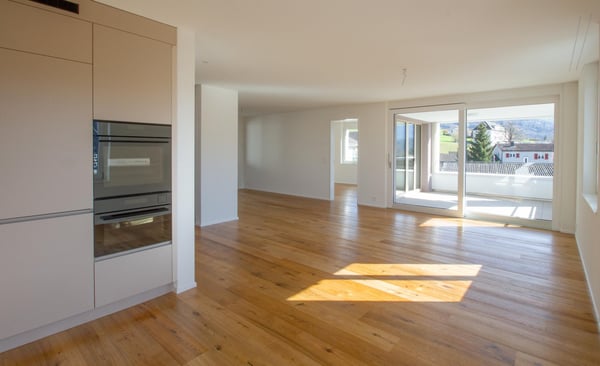 Erstvermietung einer exklusiven 5-Zimmer-Maisonettewohnung in Kaltbrunn 3