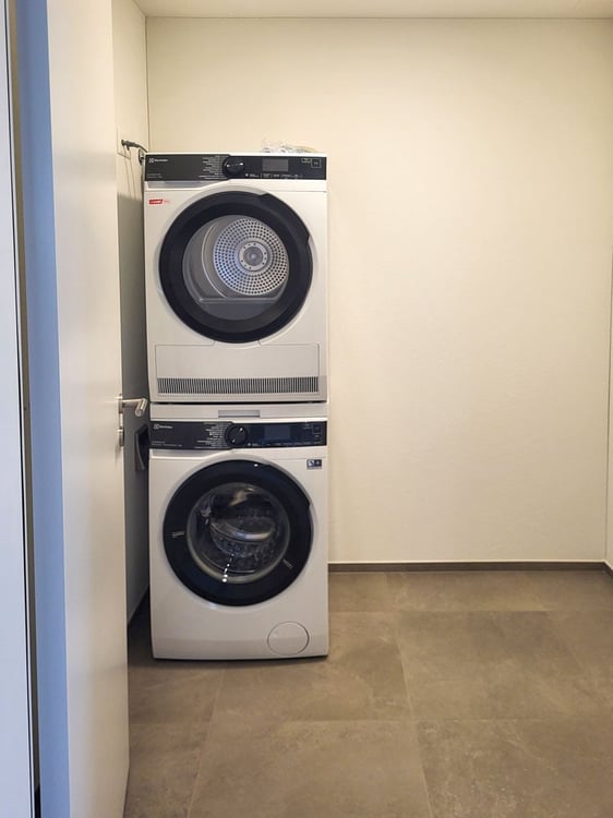 Moderne 3.5-Zimmer-Neubauwohnung mit Balkon in Gommiswald 5