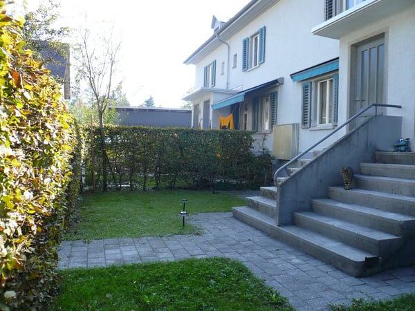 kinderfreundliche Lage, nähe Einkaufsmöglichkeiten/Schule/Kindergarten 4