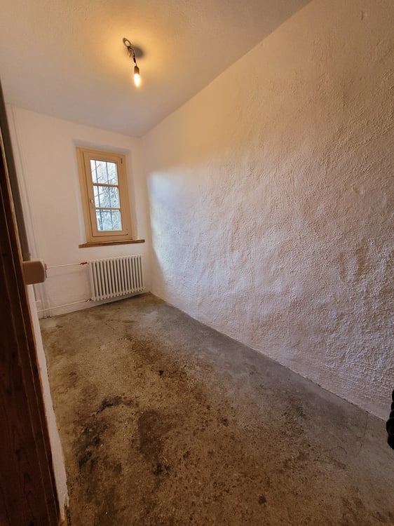 Renovierte 3.5-Zimmer-Wohnung in Sta. Maria 7