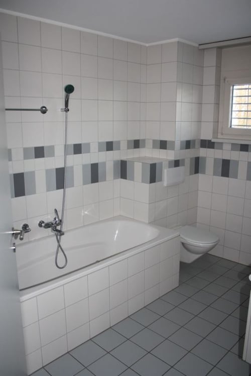 Moderne und grosszügige Wohnung im 2. OG 6