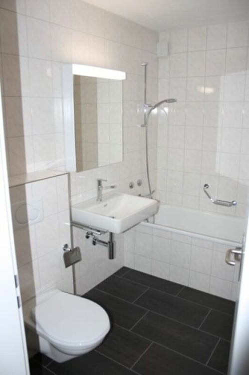 Grosse + ruhige 3,5 Zimmer-Wohnung 5