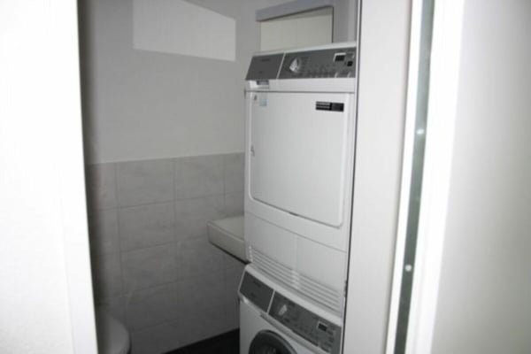 Sonnige 4.5-Zimmer-Dachwohnung mit Eigentumswohnungsstandard 10